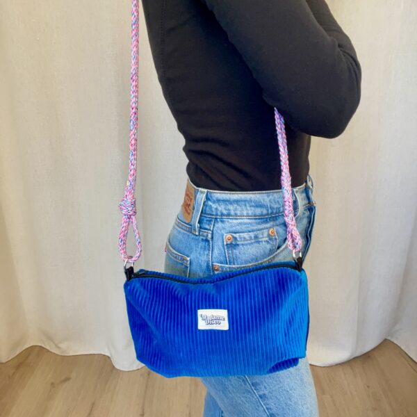 Sac à main avec anses réglable et interchangeable VELOUR BLEU !