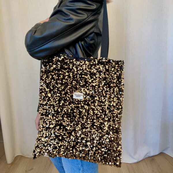 Cabas à sequins dorés